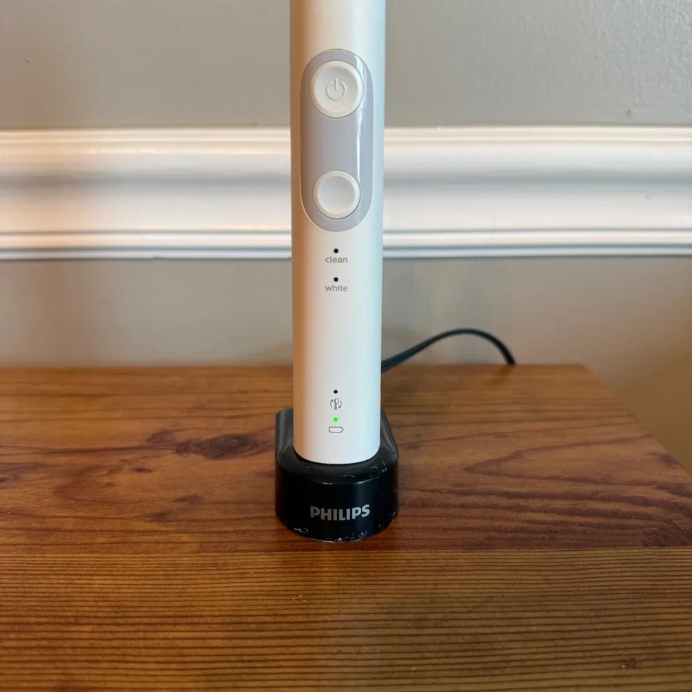 White Philips Sonicare Electric Toothbrush Charger Travel‎ Case Black